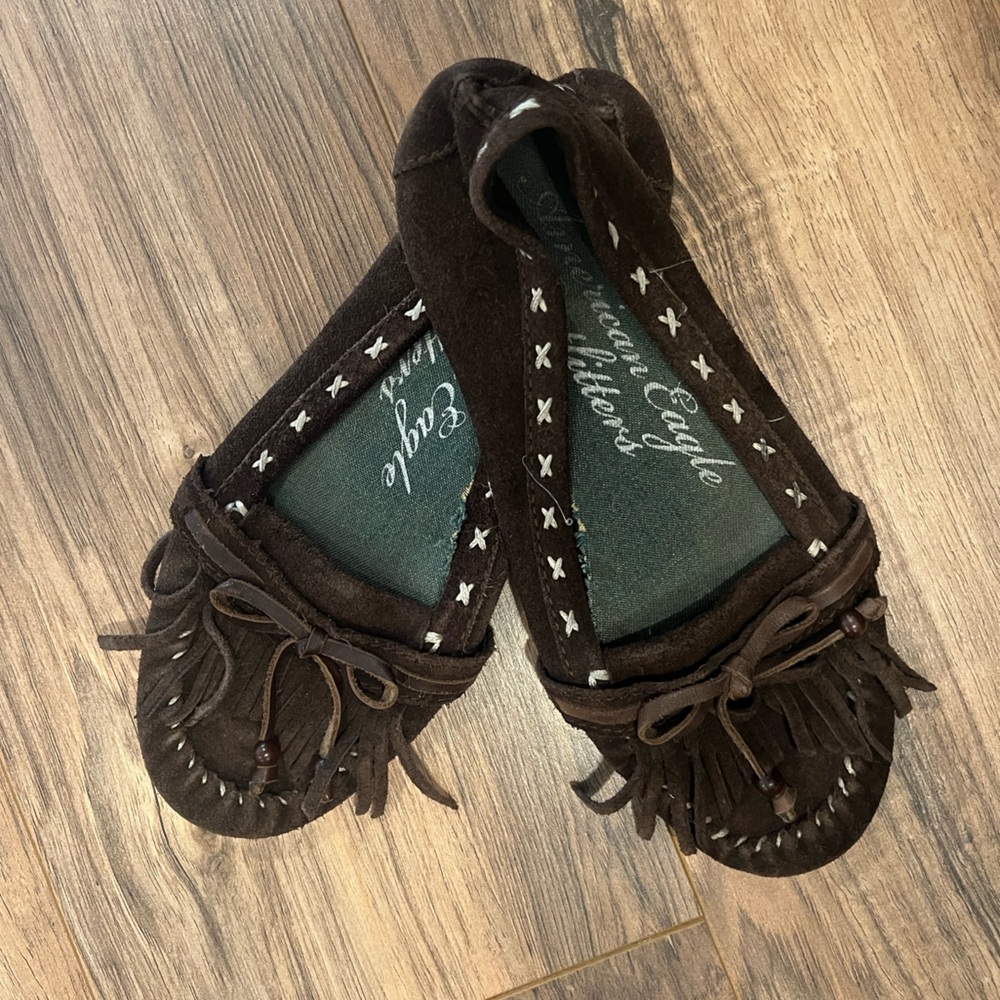 American Eagle vintage moccasin flats